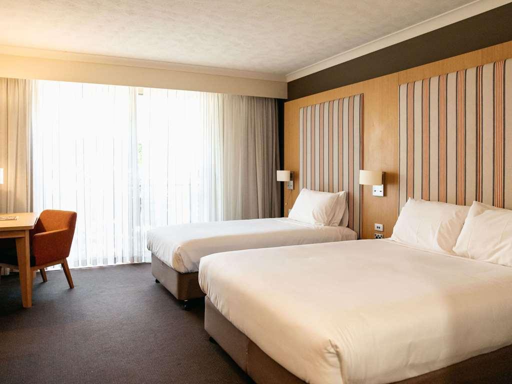 Mercure Gold Coast Resort Room photo